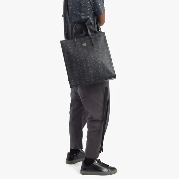 MCMAren Tote in Visetos